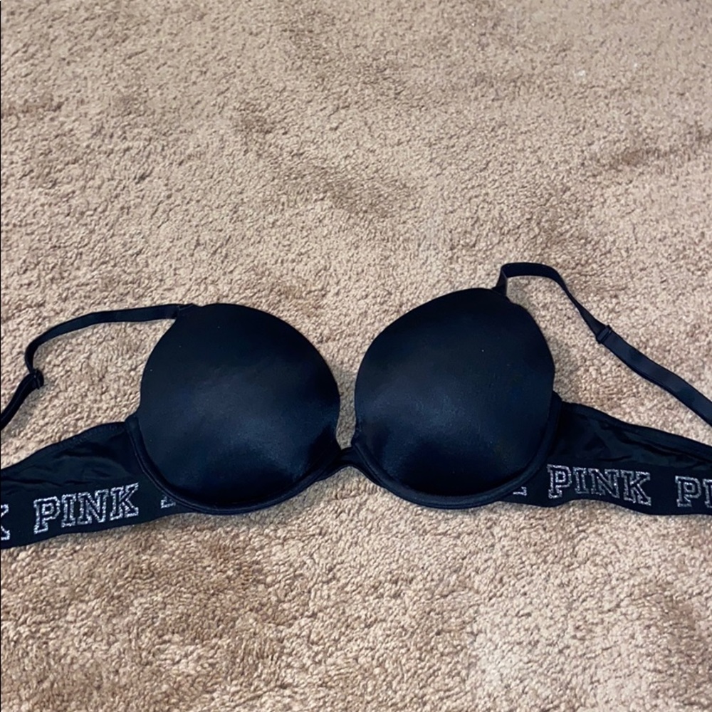 Victoria’s Secret black push up bra